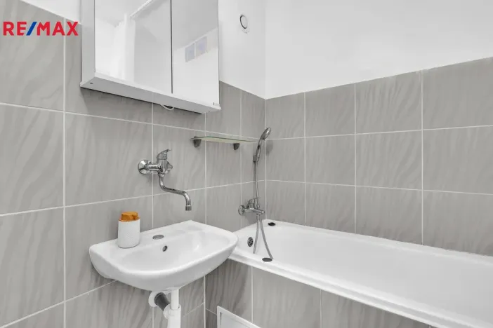 Prodej bytu 3+1, Hradec Králové, Smetanovo nábřeží, 66 m2