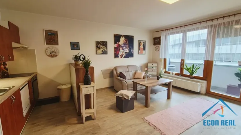 Prodej bytu 1+kk, Praha - Stodůlky, Sluneční náměstí, 30 m2