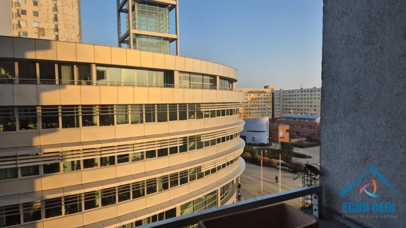 Prodej bytu 1+kk, Praha - Stodůlky, Sluneční náměstí, 30 m2