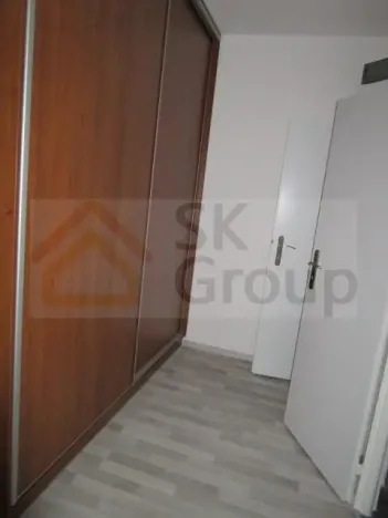 Pronájem bytu 1+1, Karlovy Vary, Charkovská, 360 m2