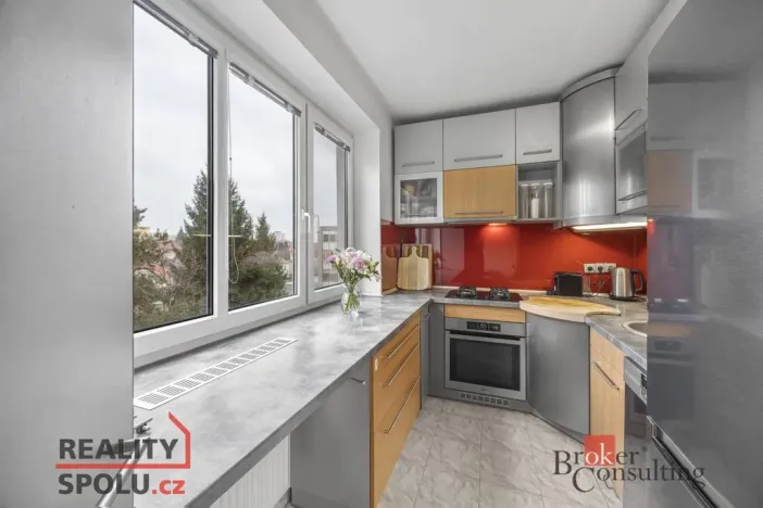 Prodej bytu 3+1, Praha - Strašnice, Černokostelecká, 64 m2