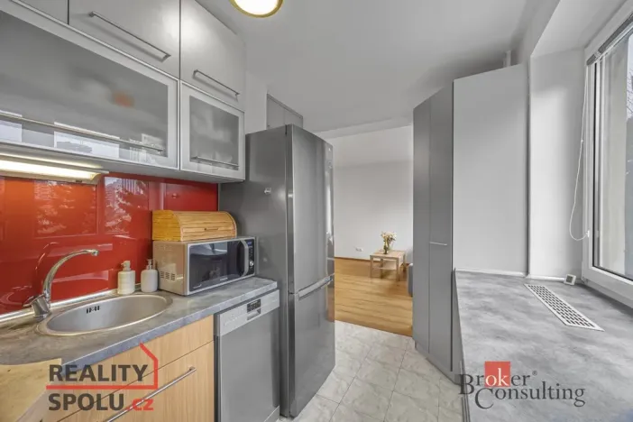 Prodej bytu 3+1, Praha - Strašnice, Černokostelecká, 64 m2