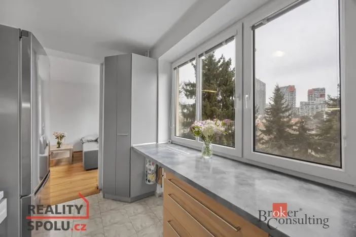 Prodej bytu 3+1, Praha - Strašnice, Černokostelecká, 64 m2