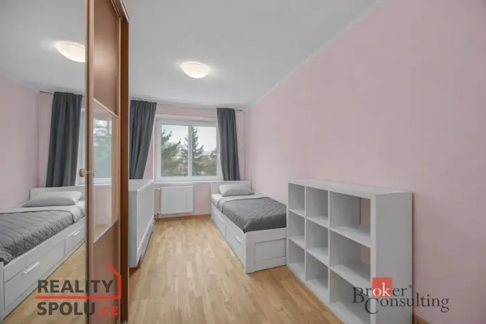 Prodej bytu 3+1, Praha - Strašnice, Černokostelecká, 64 m2