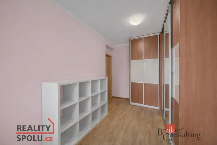 Prodej bytu 3+1, Praha - Strašnice, Černokostelecká, 64 m2