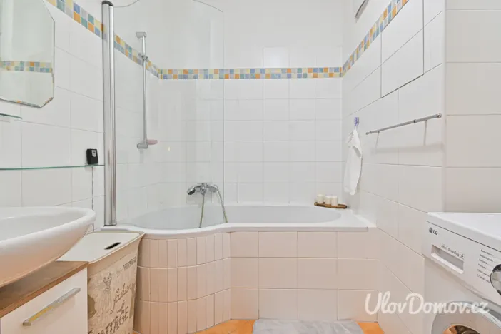 Prodej bytu 2+kk, Praha - Háje, Jurkovičova, 61 m2