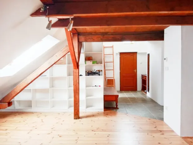 Pronájem atypického bytu, Třeboň - Třeboň II, Svobody, 100 m2