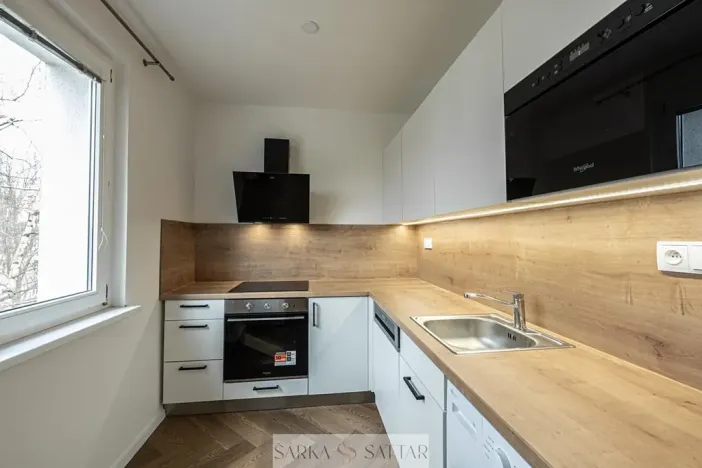 Pronájem bytu 2+1, Praha - Břevnov, Kratochvílova, 55 m2