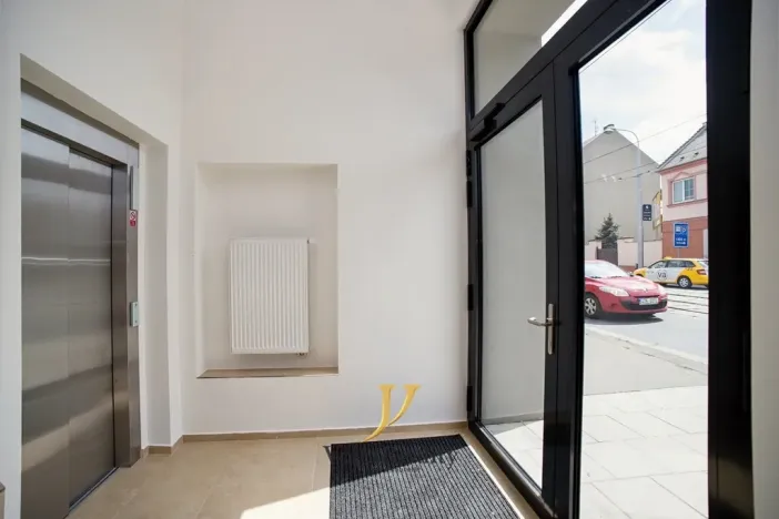 Pronájem bytu 1+kk, Olomouc, Lipenská, 32 m2