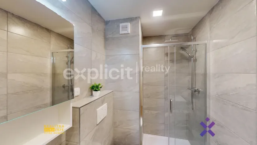 Pronájem bytu 1+1, Otrokovice - Kvítkovice, J. Valčíka, 29 m2