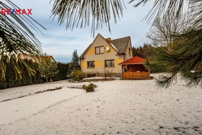 Prodej rodinného domu, Chotoviny - Červené Záhoří, Nádražní, 292 m2