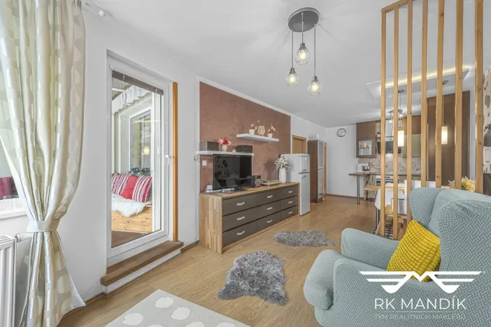 Prodej bytu 2+kk, Praha - Prosek, Kytlická, 53 m2