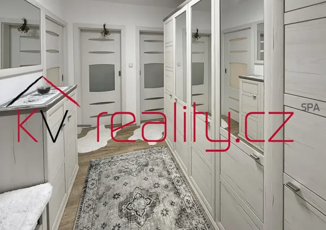 Prodej bytu 2+1, Karlovy Vary, Klínovecká, 64 m2