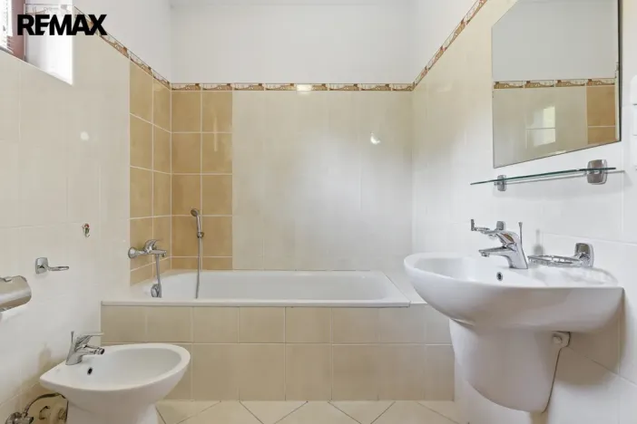 Prodej rodinného domu, Karlovy Vary, Za Motelem, 137 m2