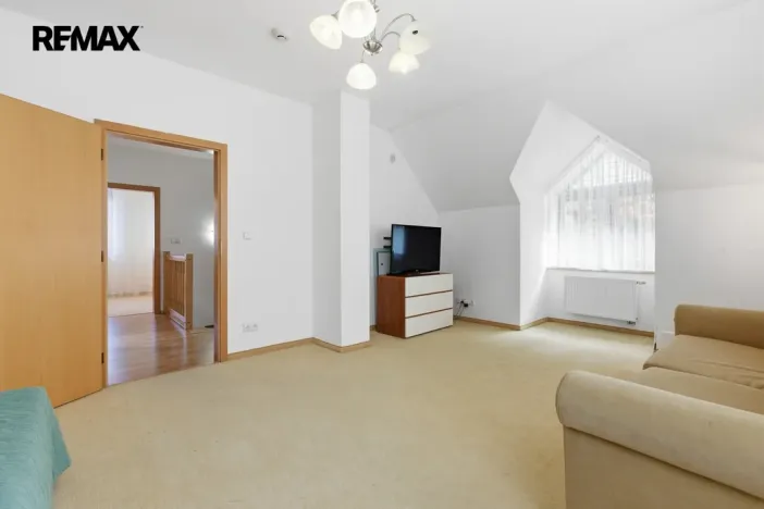 Prodej rodinného domu, Karlovy Vary, Za Motelem, 137 m2