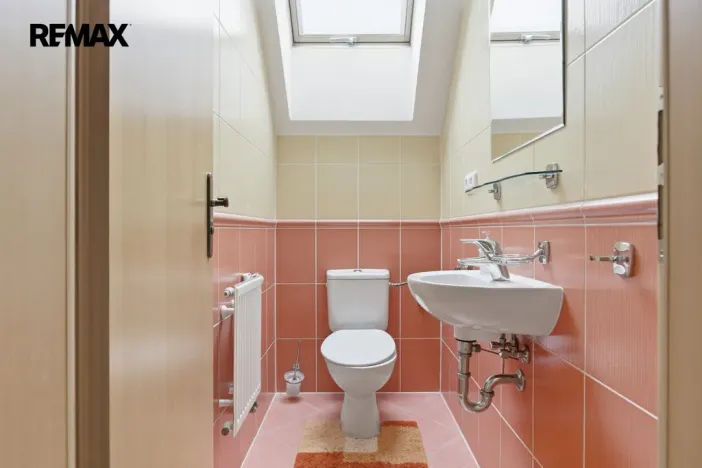 Prodej rodinného domu, Karlovy Vary, Za Motelem, 137 m2