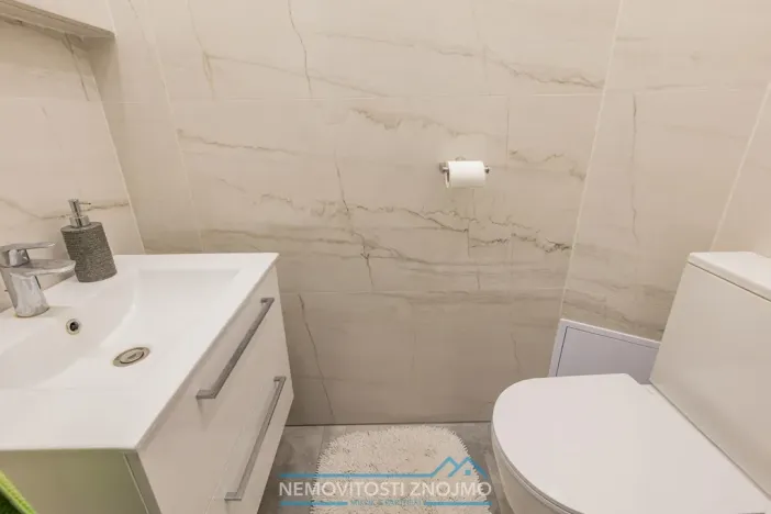 Prodej bytu 4+1, Znojmo, Jana Palacha, 130 m2