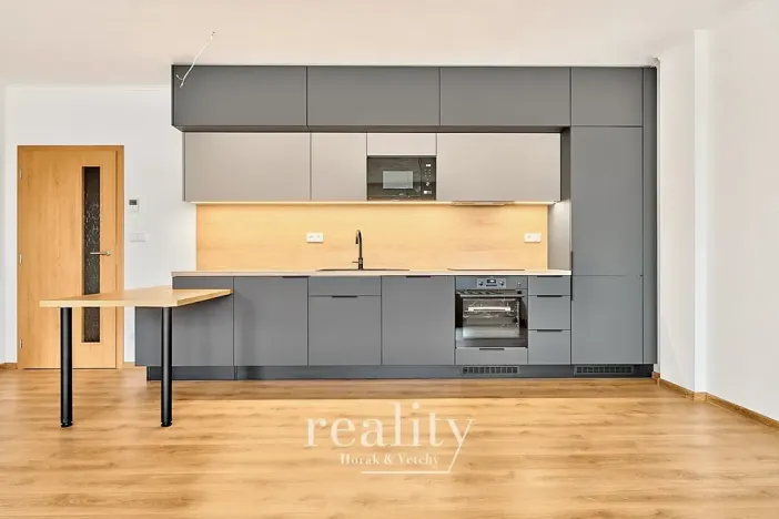 Pronájem bytu 1+kk, Znojmo, Kosmákova, 58 m2