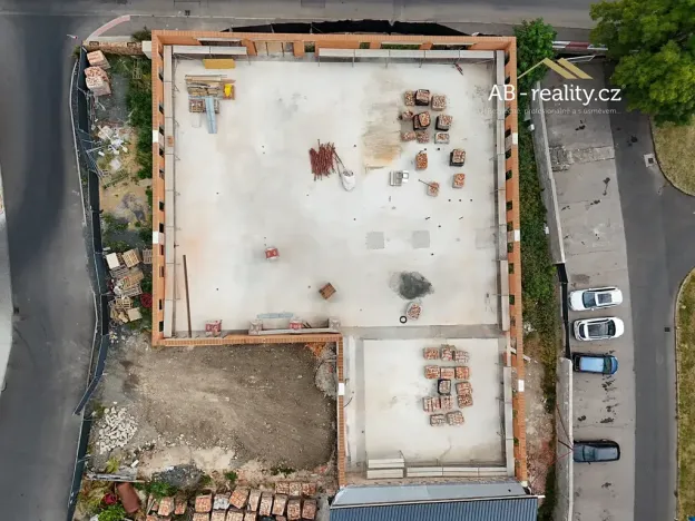 Pronájem skladu, Teplice, 1630 m2