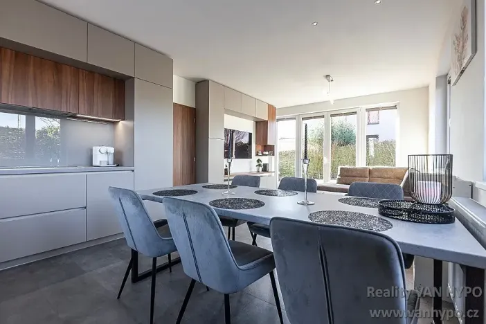 Prodej bytu 4+kk, Vysoký Újezd, U Vršku, 98 m2