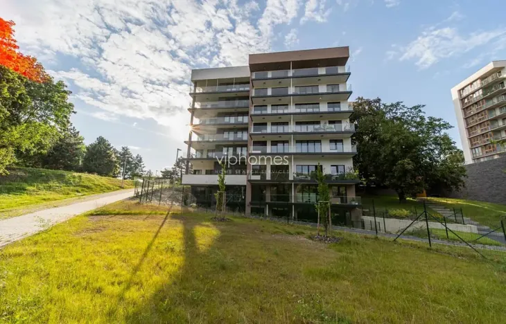 Pronájem bytu 2+kk, Praha - Vokovice, 59 m2