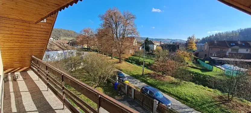 Prodej rodinného domu, Lomnička, 300 m2