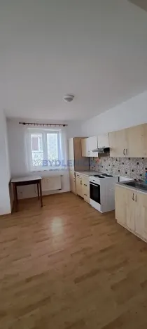 Pronájem bytu 2+kk, Trhové Sviny, Budovatelská, 45 m2