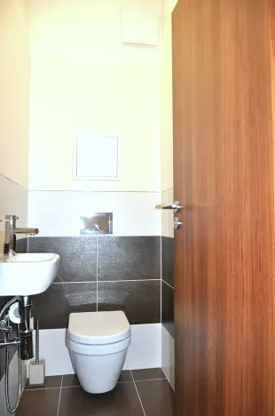 Prodej bytu 2+kk, Praha - Malešice, Počernická, 52 m2