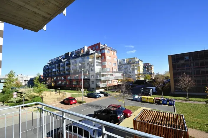 Pronájem bytu 2+kk, Praha, Zakšínská, 56 m2