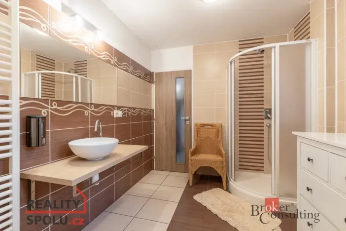 Prodej rodinného domu, Blansko - Dolní Lhota, 189 m2