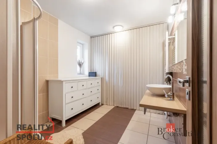 Prodej rodinného domu, Blansko - Dolní Lhota, 189 m2