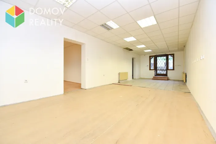 Pronájem obchodního prostoru, Jince, Slavíkova, 100 m2