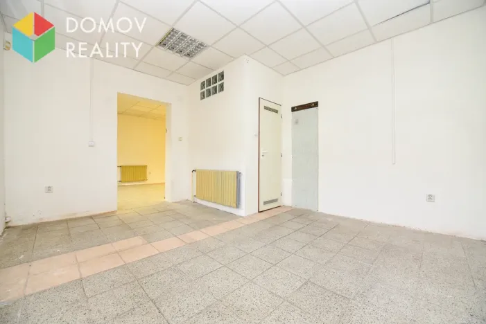 Pronájem obchodního prostoru, Jince, Slavíkova, 100 m2