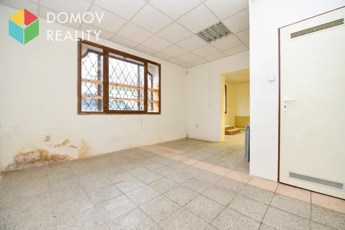 Pronájem obchodního prostoru, Jince, Slavíkova, 100 m2