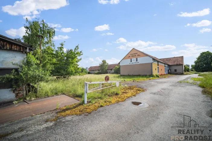 Prodej zemědělského objektu, Přelouč - Mělice, 7117 m2