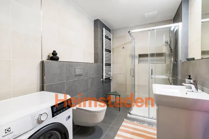 Pronájem bytu 2+kk, Praha - Holešovice, U Pergamenky, 54 m2