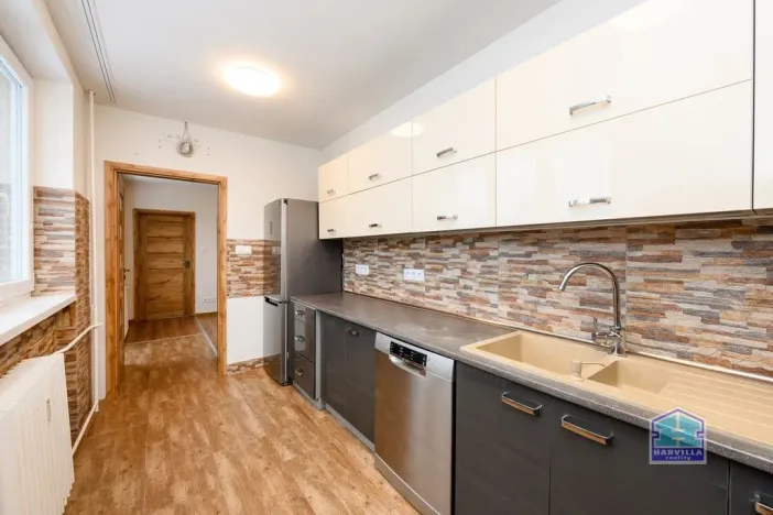 Prodej bytu 3+1, Planá, Wolkerova, 66 m2