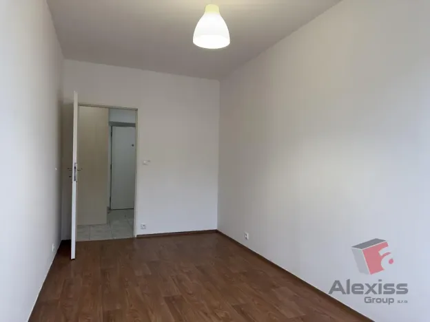 Pronájem bytu 3+kk, Praha - Letňany, Bechlínská, 74 m2