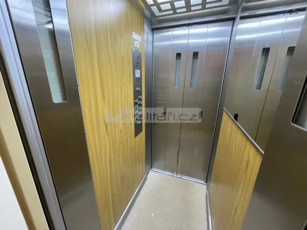 Pronájem bytu 1+kk, Plzeň - Doubravka, Nad Týncem, 28 m2