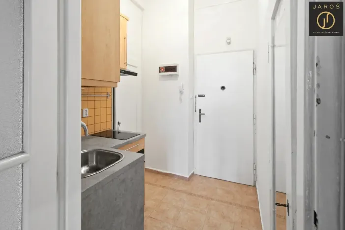 Pronájem bytu 1+kk, Praha - Košíře, Prachnerova, 30 m2