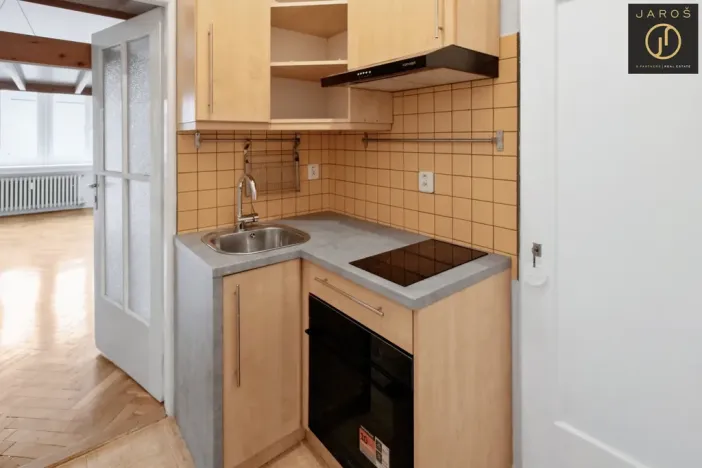 Pronájem bytu 1+kk, Praha - Košíře, Prachnerova, 30 m2