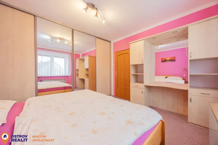 Prodej rodinného domu, Zvole, 250 m2