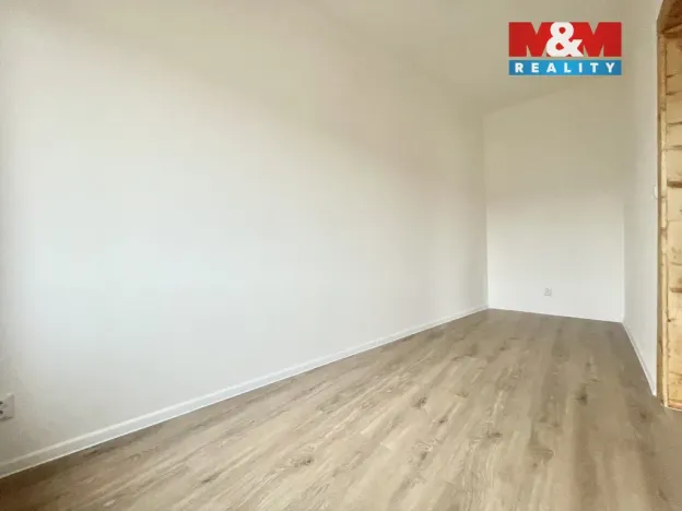 Pronájem bytu 3+1, Ústí nad Labem - Klíše, Balbínova, 76 m2