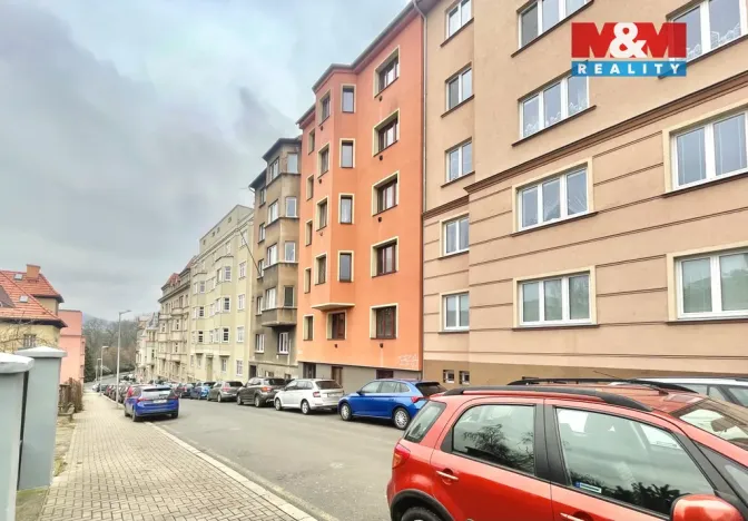 Pronájem bytu 3+1, Ústí nad Labem - Klíše, Balbínova, 76 m2