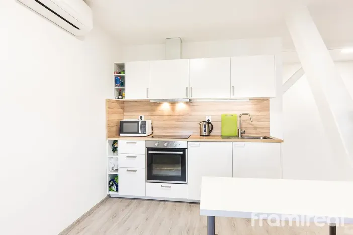 Pronájem bytu 1+kk, Brno, Hlinky, 34 m2