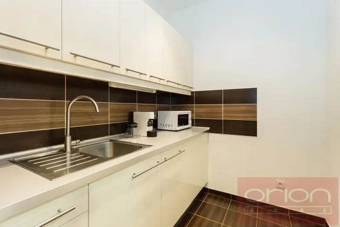 Pronájem kanceláře, Praha - Kunratice, Jana Růžičky, 27 m2