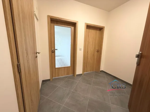 Pronájem bytu 2+kk, Praha - Hlubočepy, Fabiánové, 43 m2