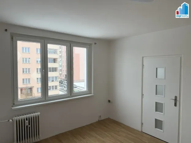 Prodej bytu 2+1, Nové Sedlo, Sadová, 77 m2