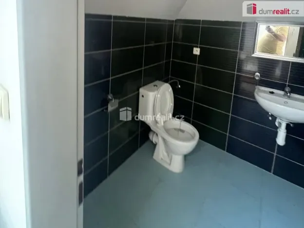 Pronájem bytu 1+kk, Praha, Zenklova, 17 m2