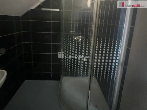 Pronájem bytu 1+kk, Praha, Zenklova, 17 m2